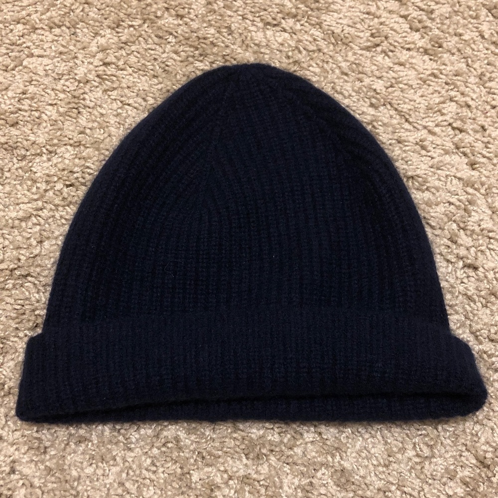 Quince Navy Cashmere Beanie